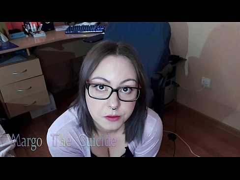 ❤️ Seksi djevojka s naočalama duboko siše dildo na kameri Analni porno kod nas bs.redporn-tv.ru
