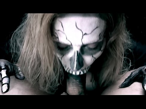 ❤️ Demonska djevojka siše kurac svojim crnim ustima i guta spermu. Analni porno kod nas bs.redporn-tv.ru