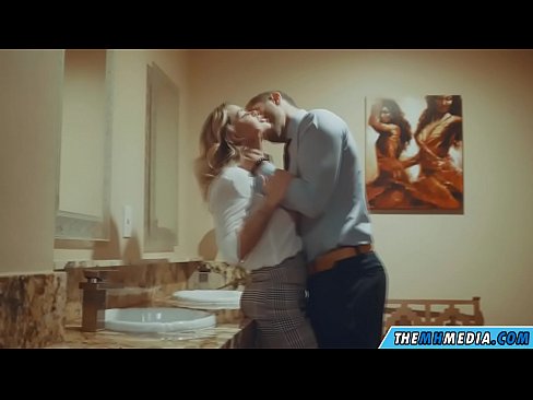 ❤️ Kad te prsata plavuša zavede u javnom toaletu Analni porno kod nas bs.redporn-tv.ru